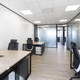 Bureau privé 20 m² 6 postes Coworking Rue du Général Malleret Joinville Vitry-sur-Seine 94400 - photo 3
